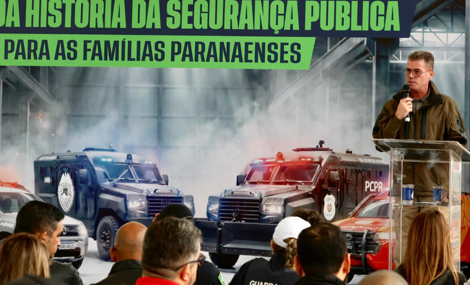 Estado entrega novas viaturas, motocicletas e embarcações para reforçar segurança no Litoral do Paraná