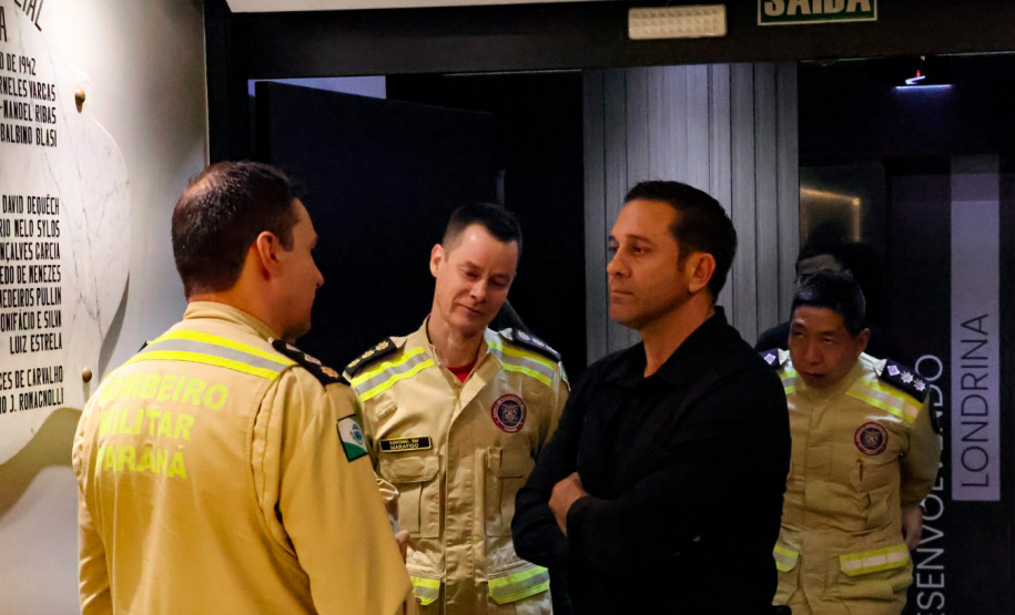 Corpo de Bombeiros realiza palestra sobre modernização e novas normas de segurança contra incêndio