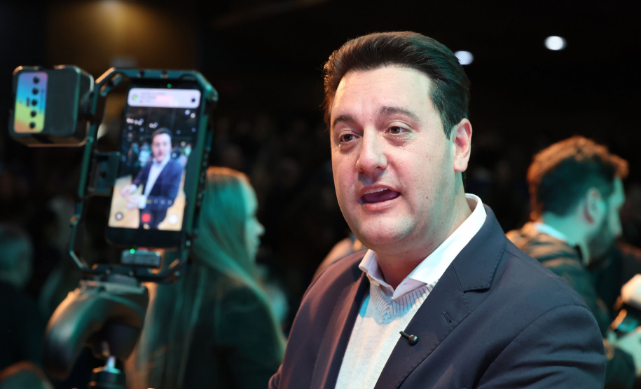 GOV PREMIO ALFABETIZA JUNTOS