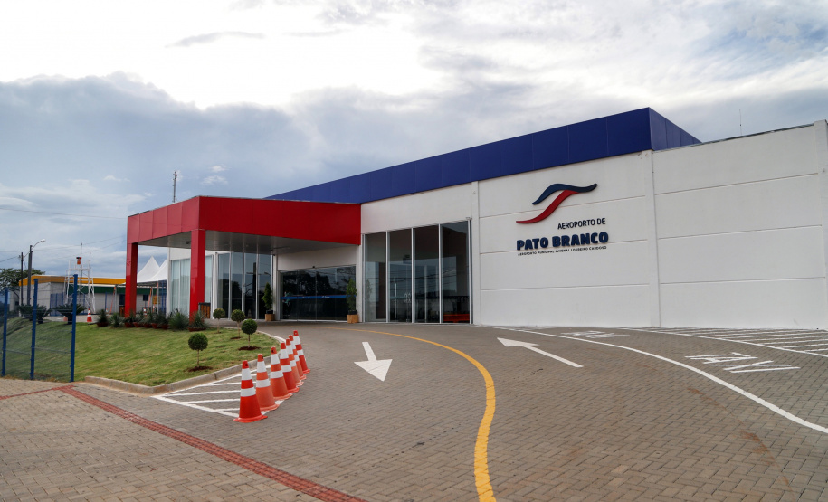 Aeroporto de Pato Branco recebe visita técnica para atualização do Plano Aeroviário Estadual