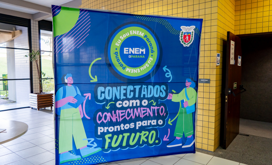 Com foco em Biologia, aulão do Enem Paraná chega a Curitiba para 330 estudantes da rede estadual