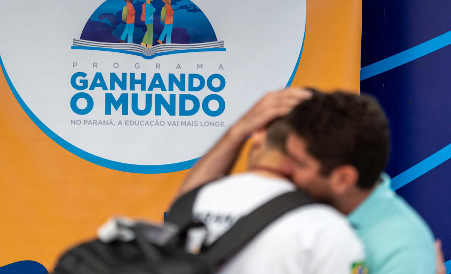 Fwd: Ganhando o Mundo terá embarque de quase de 1,3 mil estudantes para cinco países no segundo semestre