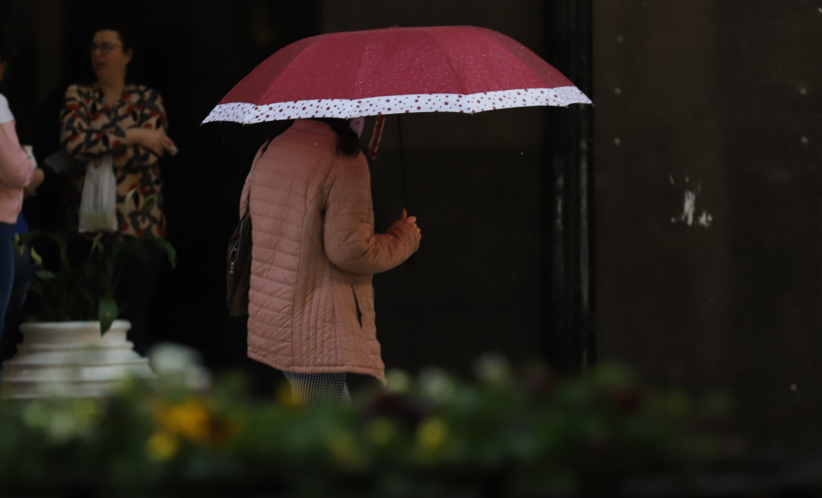 CHUVA RETORNA AO PARANÁ A PARTIR DO FIM DE SEMANA, AFIRMA SIMEPAR