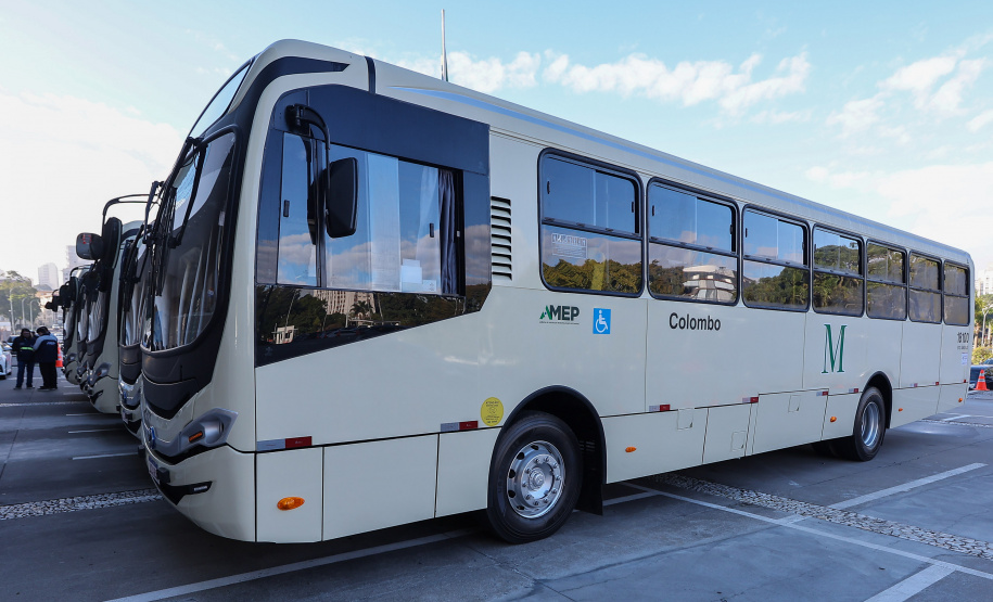 AMEP - Onibus Novos
