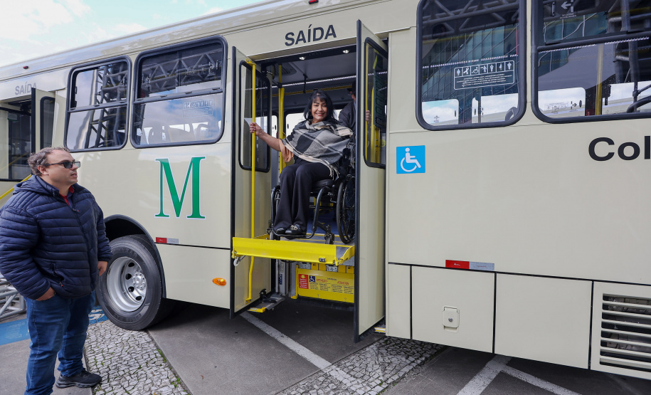 AMEP - Onibus Novos