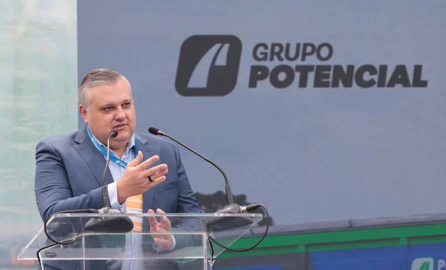 ENTREGA CAMINHÕES VOLVO