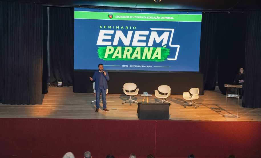 Educação realiza Seminário de Formação para o Enem 2026