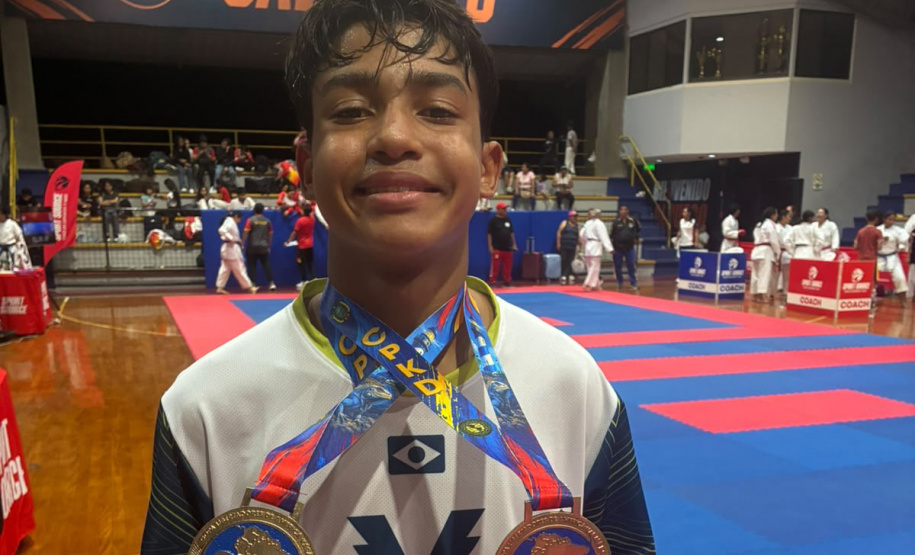 SEES - APUCARANA KARATE PROESPORTE