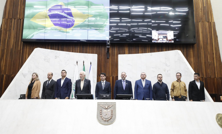 Os 130 anos da Educação Adventista no Brasil são celebrados na Assembleia Legislativa