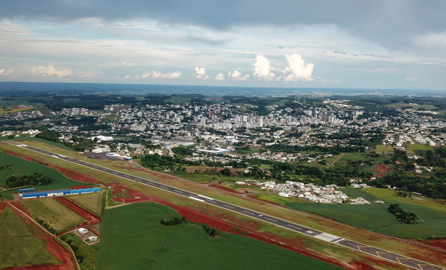 Aeroporto de Pato Branco recebe visita técnica para atualização do Plano Aeroviário Estadual