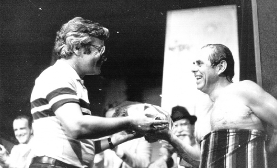 Teatro José Maria Santos comemora 28 anos e ganha documentário sobre sua história
