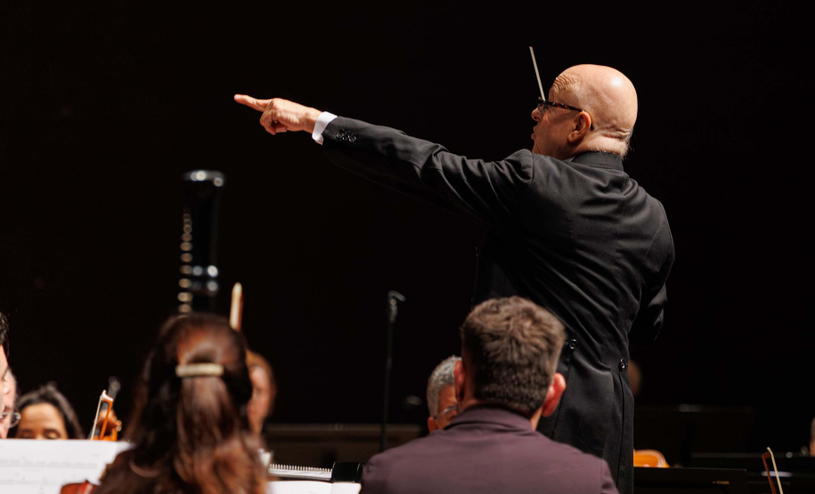 Mais de 4 mil pessoas prestigiam concerto que celebrou os 41 anos da Orquestra Sinfônica do Paraná
