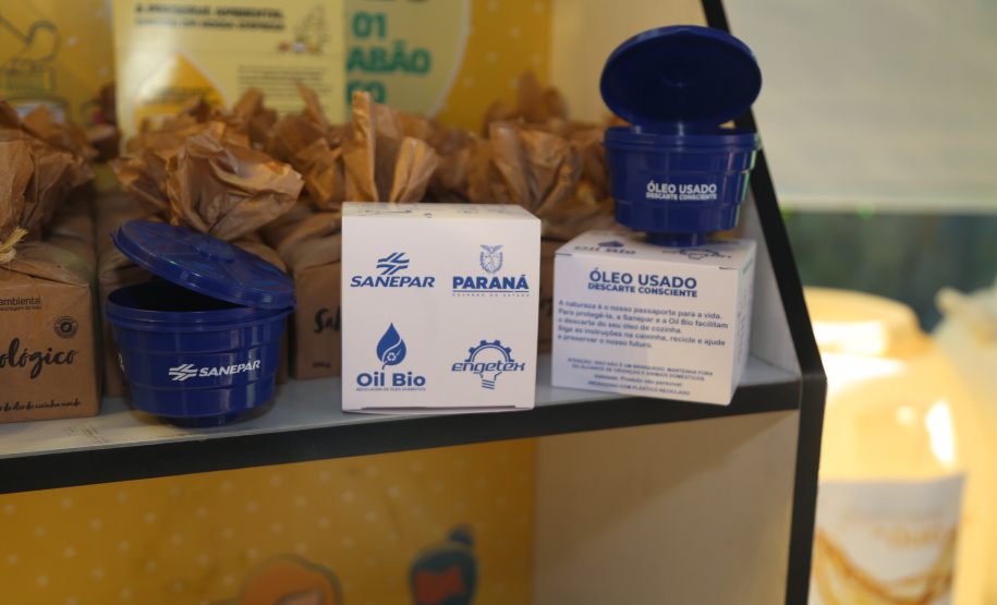 Sanepar distribui mil coletores de óleo usado em evento educativo em Piraquara