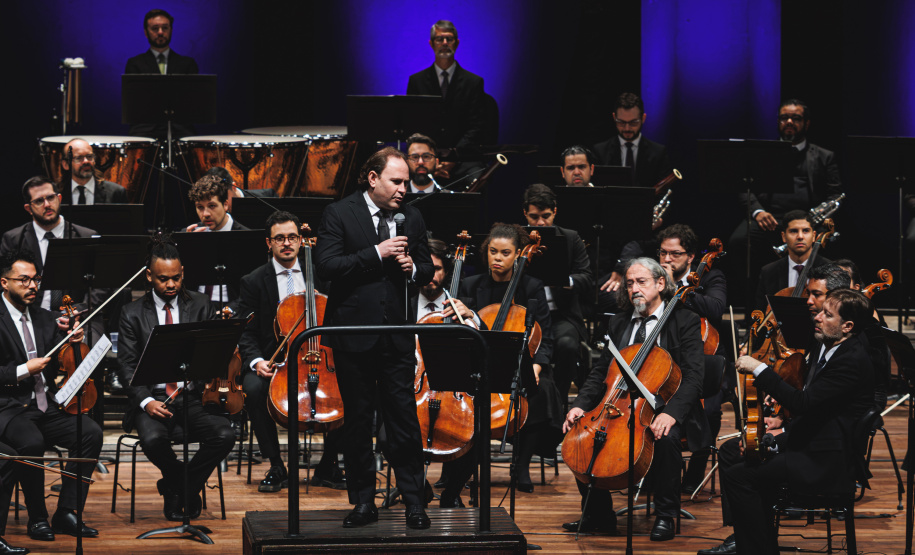 Orquestra Sinfônica do Paraná lota Guairão em semana de recorde de público