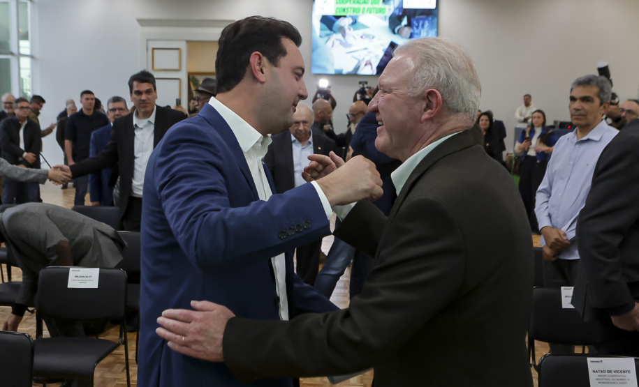 LANÇAMENTO COOPERATIVA GOV