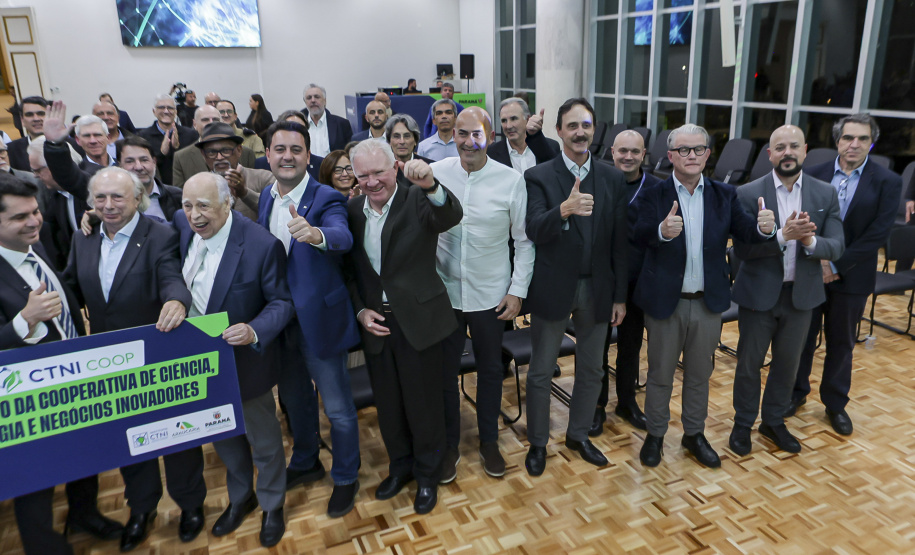 LANÇAMENTO COOPERATIVA GOV
