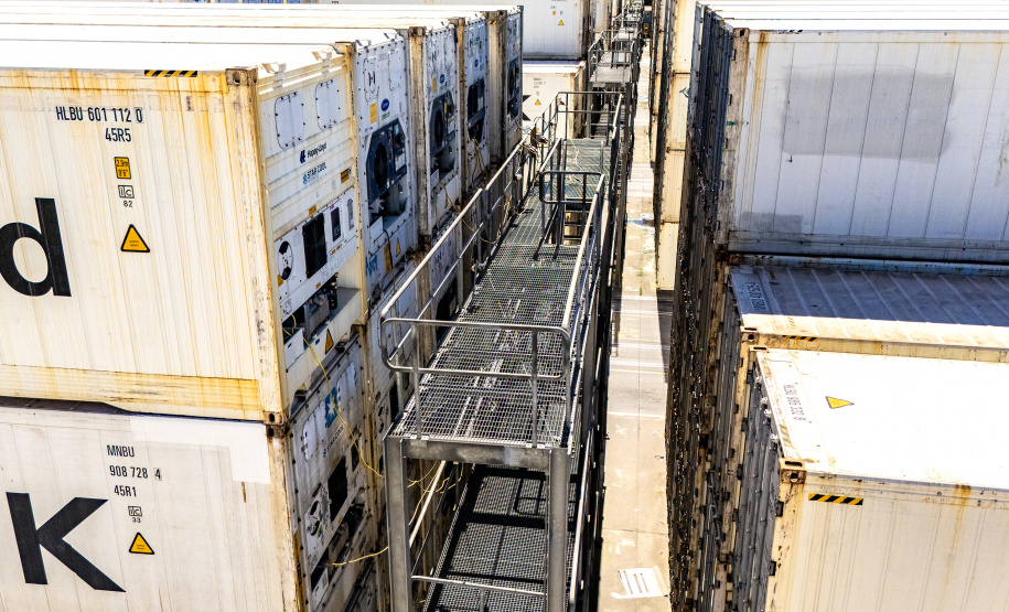 Portos do Paraná impulsiona exportação de frango e acelera transição energética no complexo