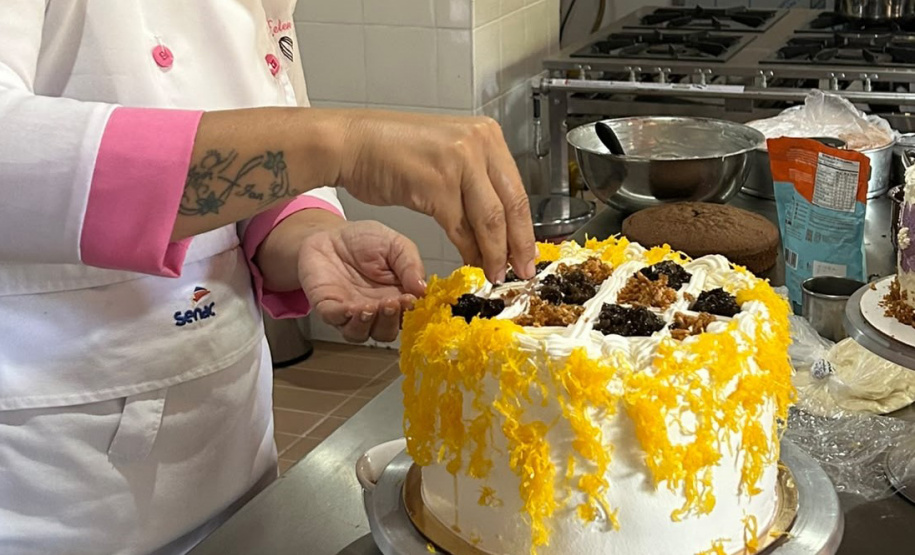 Primeira turma da Escola do Mar conclui curso de gastronomia e celebra formatura em Paranaguá