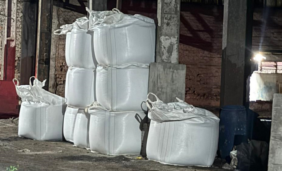 PCPR prende 7 pessoas e apreende maquinário para adulteração de fertilizantes em Ponta Grossa