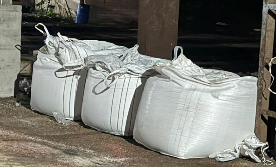 PCPR prende 7 pessoas e apreende maquinário para adulteração de fertilizantes em Ponta Grossa