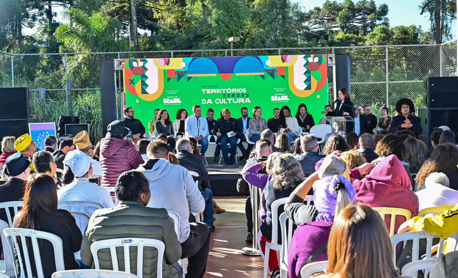 Estado lança consulta pública do Edital MovCEU Paraná durante agenda do programa Territórios Verdes da Cultura, em Colombo