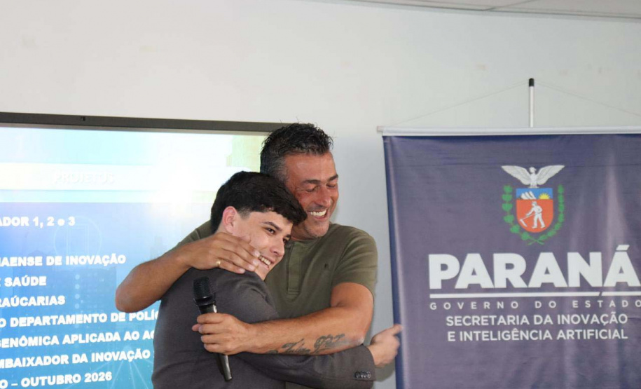 INOVAÇÃO: Da zona rural à inovação: a trajetória de um jovem transformada por oportunidades do Paraná