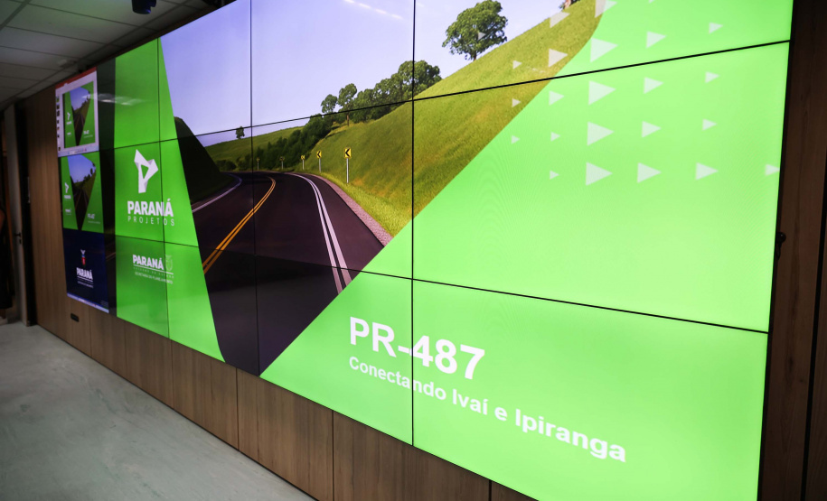 PAVIMENTAÇÃO IVAÍ E IPIRANGA