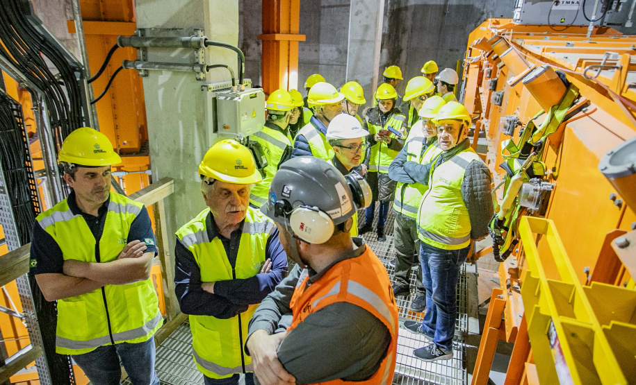Movimento Pró-Paraná conhece projetos da Portos do Paraná e visita obras do Moegão