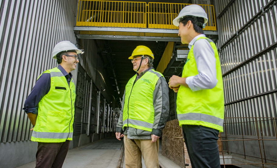 Movimento Pró-Paraná conhece projetos da Portos do Paraná e visita obras do Moegão