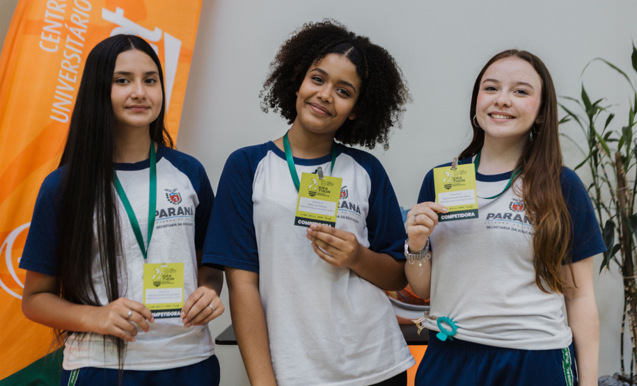 Estudantes da rede estadual transformam adoção animal em campanhas de impacto e conquistam prêmio nacional de criatividade