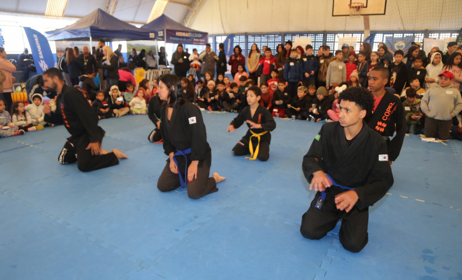 Sanepar distribui mil coletores de óleo usado em evento educativo em Piraquara