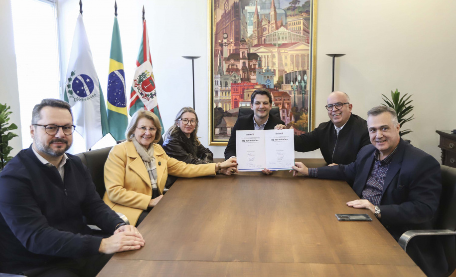Governo do Estado assina convênio para construção do novo Hospital Bairro Novo, em Curitiba