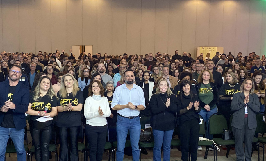 Educação oferece formação para coordenadores da Educação Profissional em Foz do Iguaçu