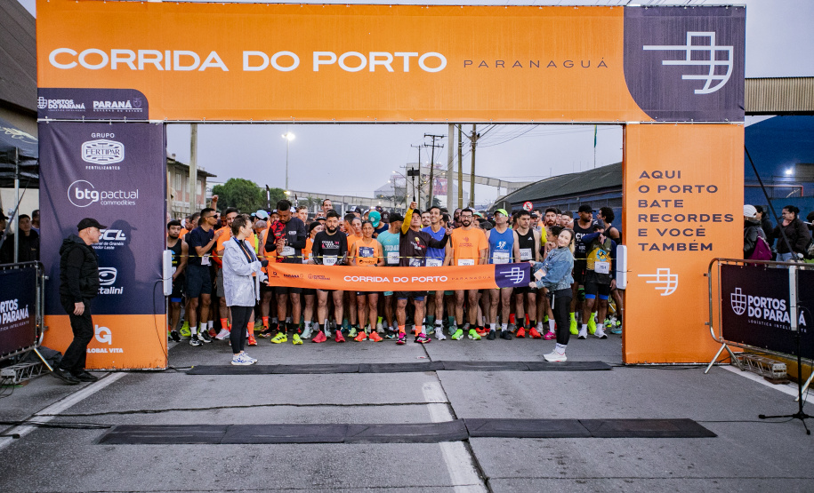 4ª Corrida do Porto bate recorde de público e reúne atletas de 15 estados brasileiros
