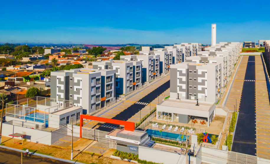 COHAPAR: Entrega Resid. Solar di Siena em Londrina