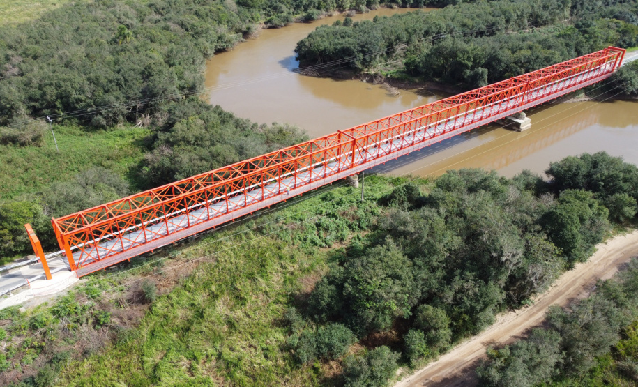Ponte do Rio da Várzea, entre a Lapa e Campo do Tenente