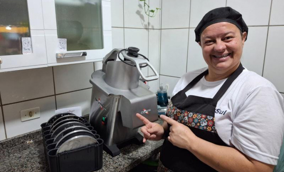 Em oito anos, Paraná investe R$ 525,7 milhões em mobiliário e moderniza mais de 2 mil escolas estaduais