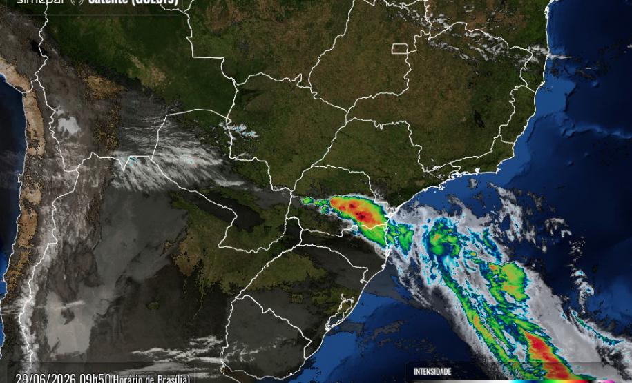 APÓS TEMPESTADES COM RAIOS E GRANIZO NO PARANÁ, SEMANA SEGUE CHUVOSA NO OESTE E SUDOESTE