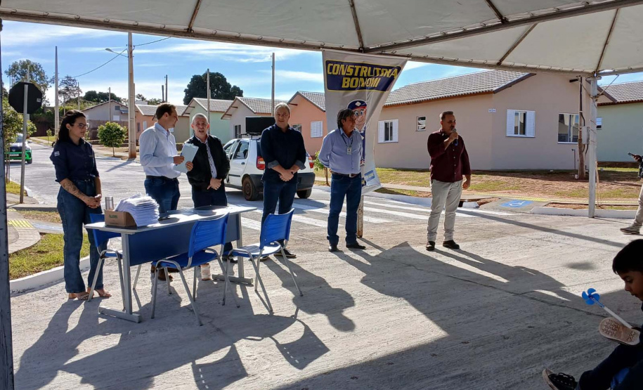 COHAPAR enviou-lhe arquivos "COHAPAR - Entrega Resid. Fênix em Tapira"