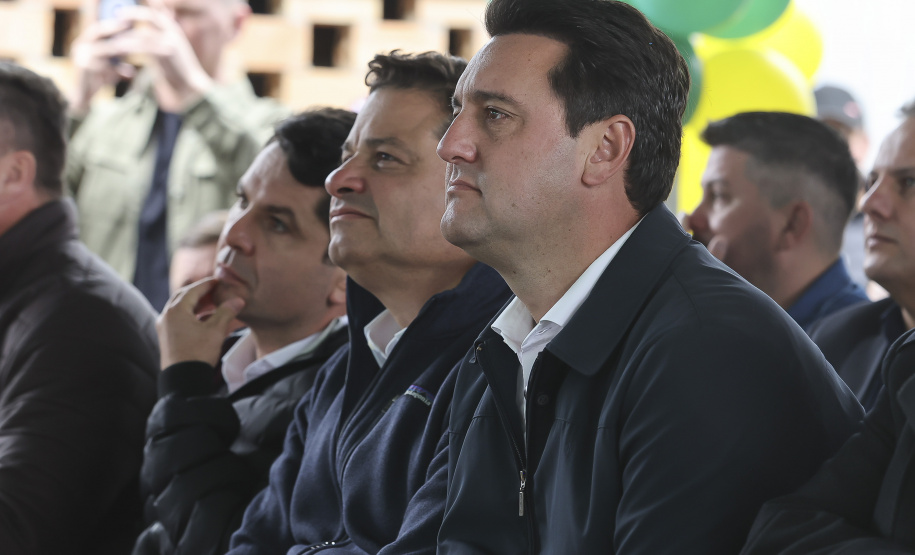 Ratinho Junior libera R$ 90,7 milhões para pavimentação de estrada turística e outras obras em Tijucas do Sul