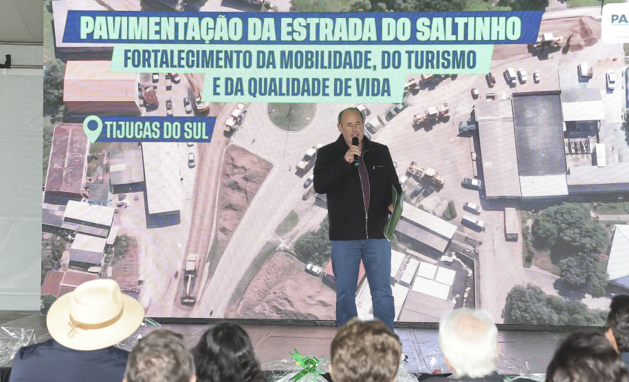 Ratinho Junior libera R$ 90,7 milhões para pavimentação de estrada turística e outras obras em Tijucas do Sul