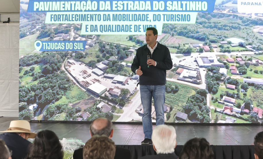 Ratinho Junior libera R$ 90,7 milhões para pavimentação de estrada turística e outras obras em Tijucas do Sul