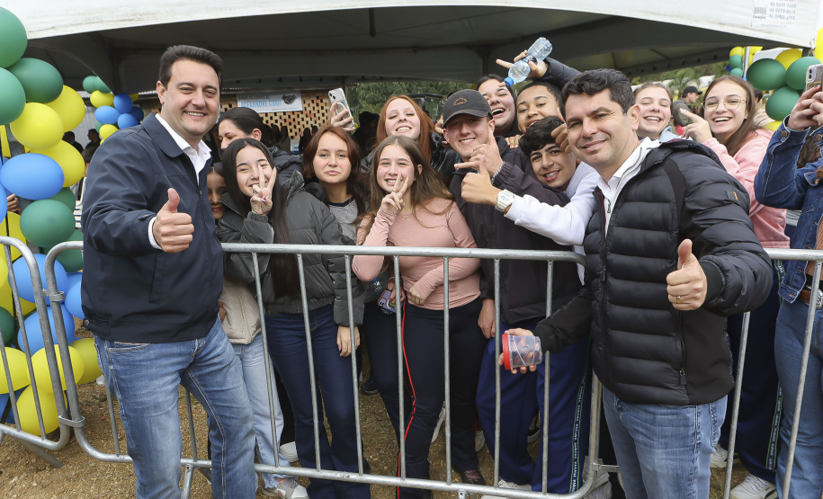 Ratinho Junior libera R$ 90,7 milhões para pavimentação de estrada turística e outras obras em Tijucas do Sul