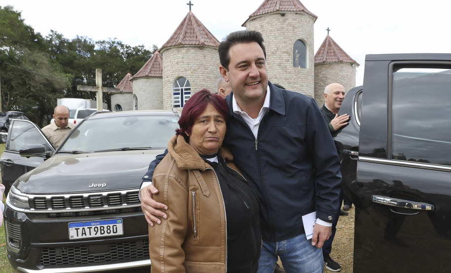 Ratinho Junior libera R$ 90,7 milhões para pavimentação de estrada turística e outras obras em Tijucas do Sul