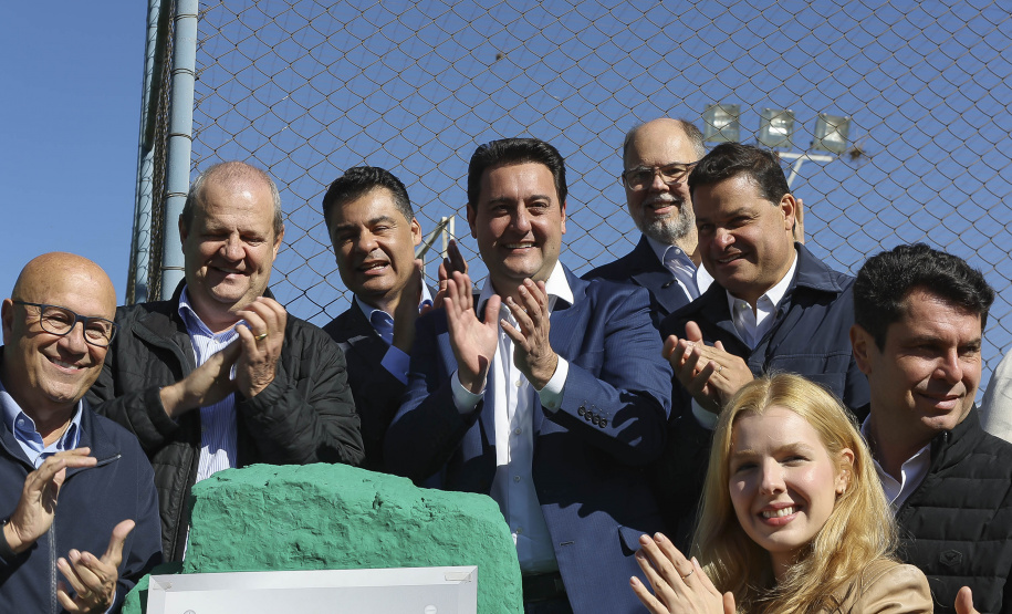 Governador Ratinho Junior inaugura Escritório de Extensão da UEL em Assaí