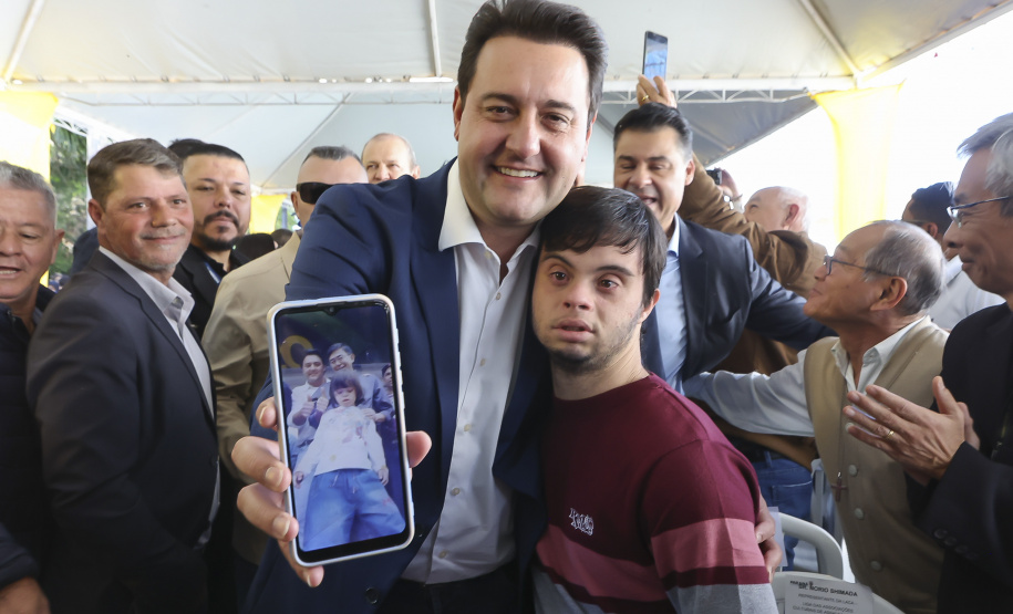 Governador Ratinho Junior inaugura Escritório de Extensão da UEL em Assaí