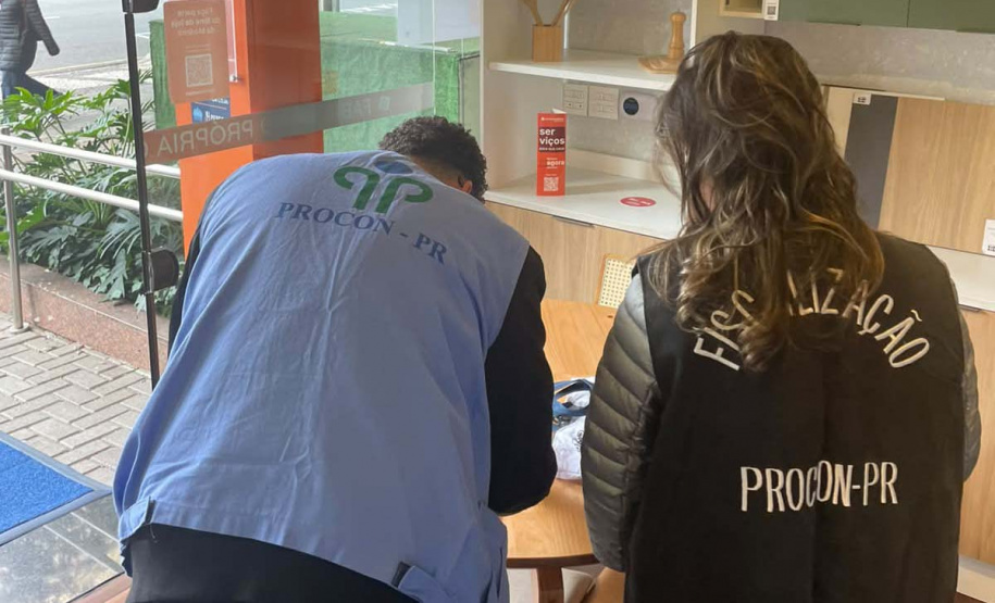 Procon-PR e Procons municipais realizaram ação conjunta de fiscalização em lojas no Paraná