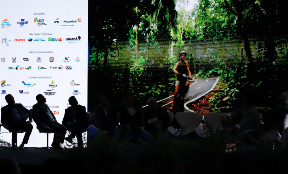 Darci Piana abre 21º FITCataratas e destaca crescimento do turismo no Estado