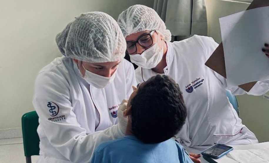 SETI - Universidades Estaduais do Paraná oferecem atendimento odontológico gratuito para bebês e crianças