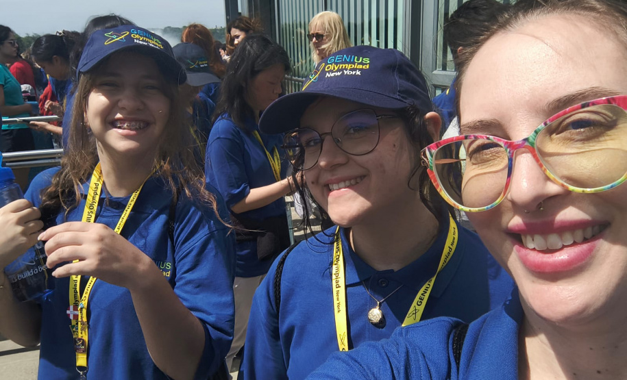 Estudante do Paraná retorna de evento internacional com menção honrosa na categoria de ciências